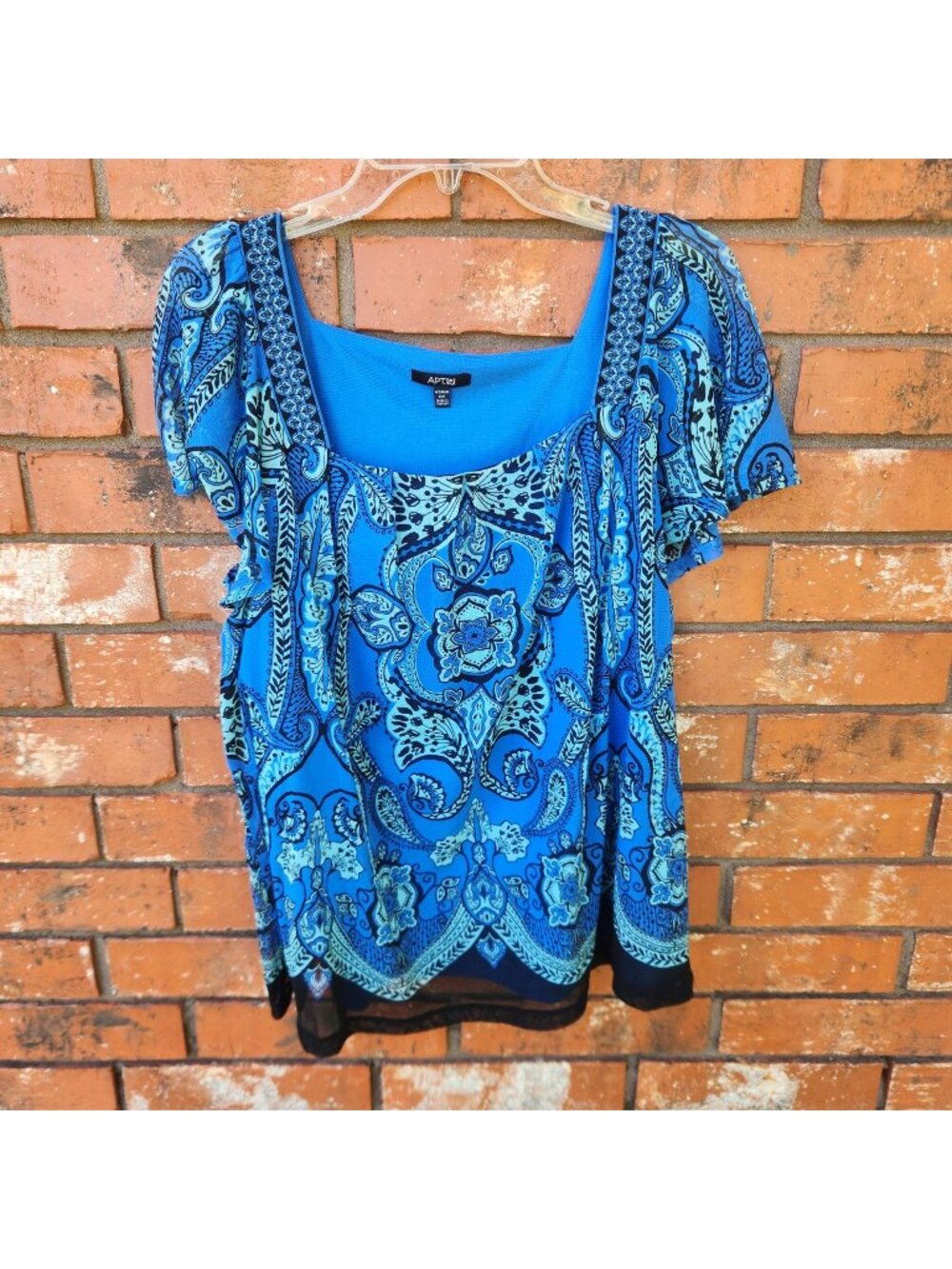 Spt. 9 Blue Hue Short Sleeve Pullover Blouse Square Neckline